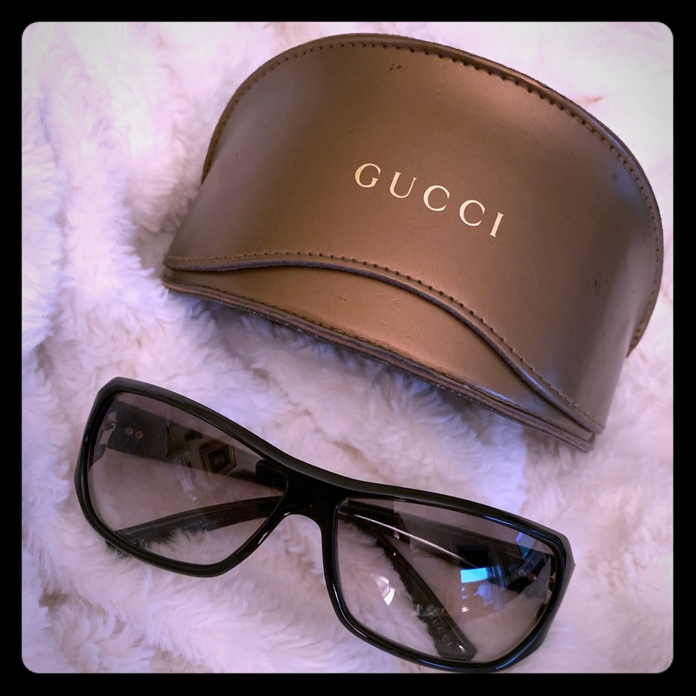 Gucci Sunglasses - gorgeous and cool all at once!